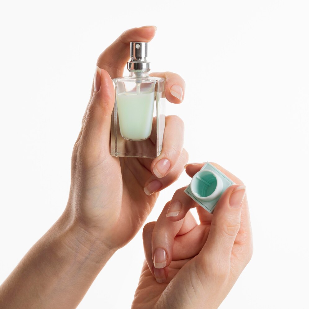 The New Face of Perfume in 2025: A Blend of Beauty, Emotion, and Identity